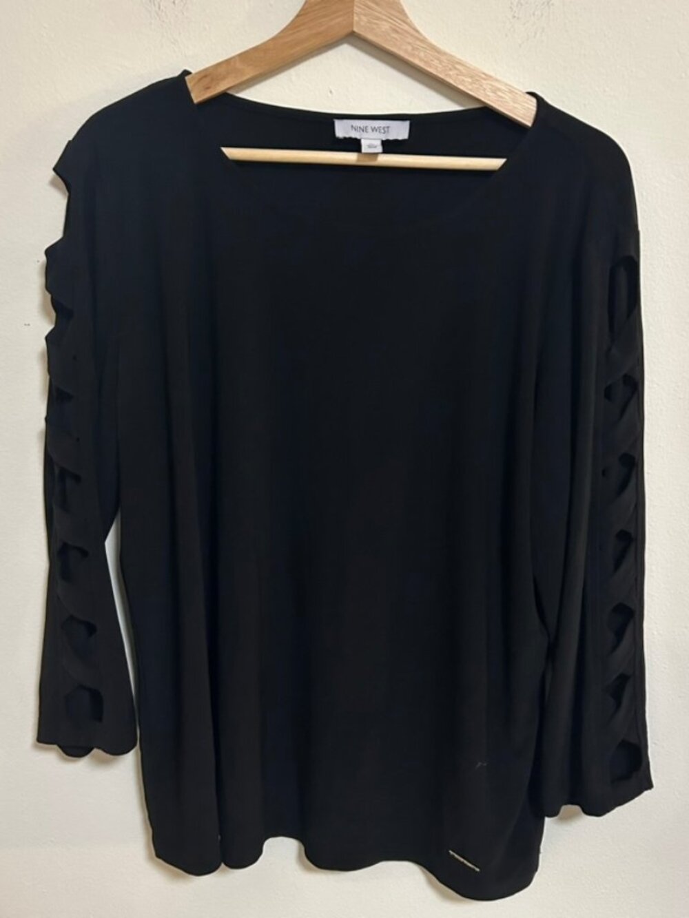 Nine West Cut Out Sleeves Long Sleeve Scoop Neck Black Blouse EUC Sz XL